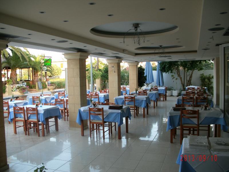 Montes Apartments & Studios Alykanas  Ngoại thất bức ảnh