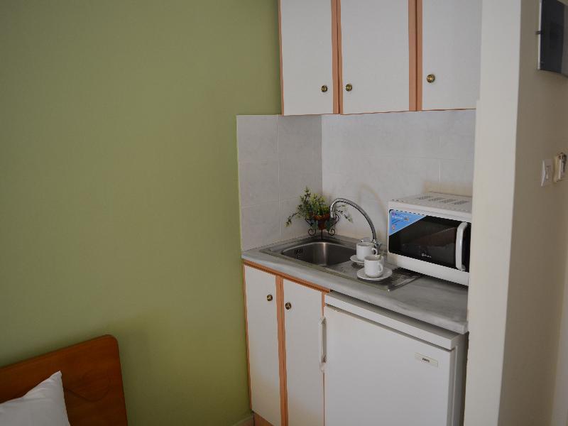 Montes Apartments & Studios Alykanas  Ngoại thất bức ảnh
