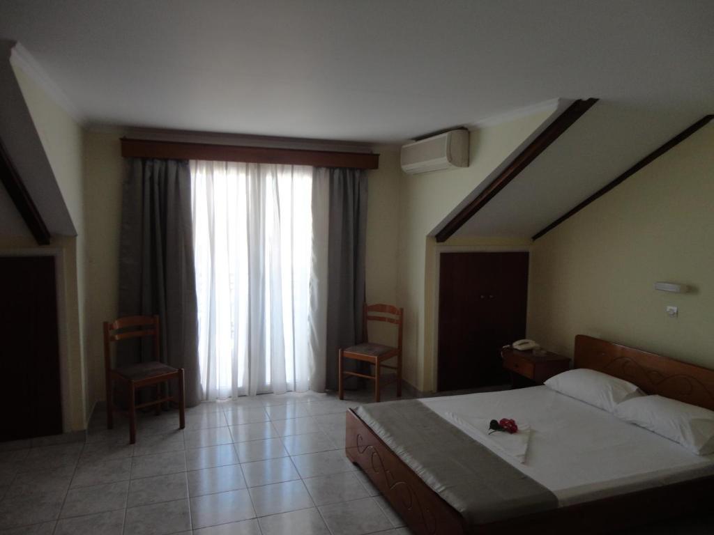 Montes Apartments & Studios Alykanas  Ngoại thất bức ảnh