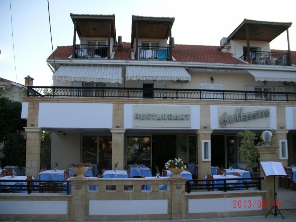 Montes Apartments & Studios Alykanas  Ngoại thất bức ảnh